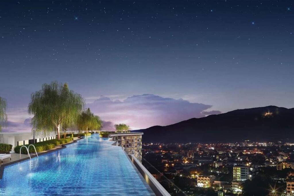 Modern Style Room With Sky Pool 古城边天际泳池公寓 Chiang Mai Exterior foto